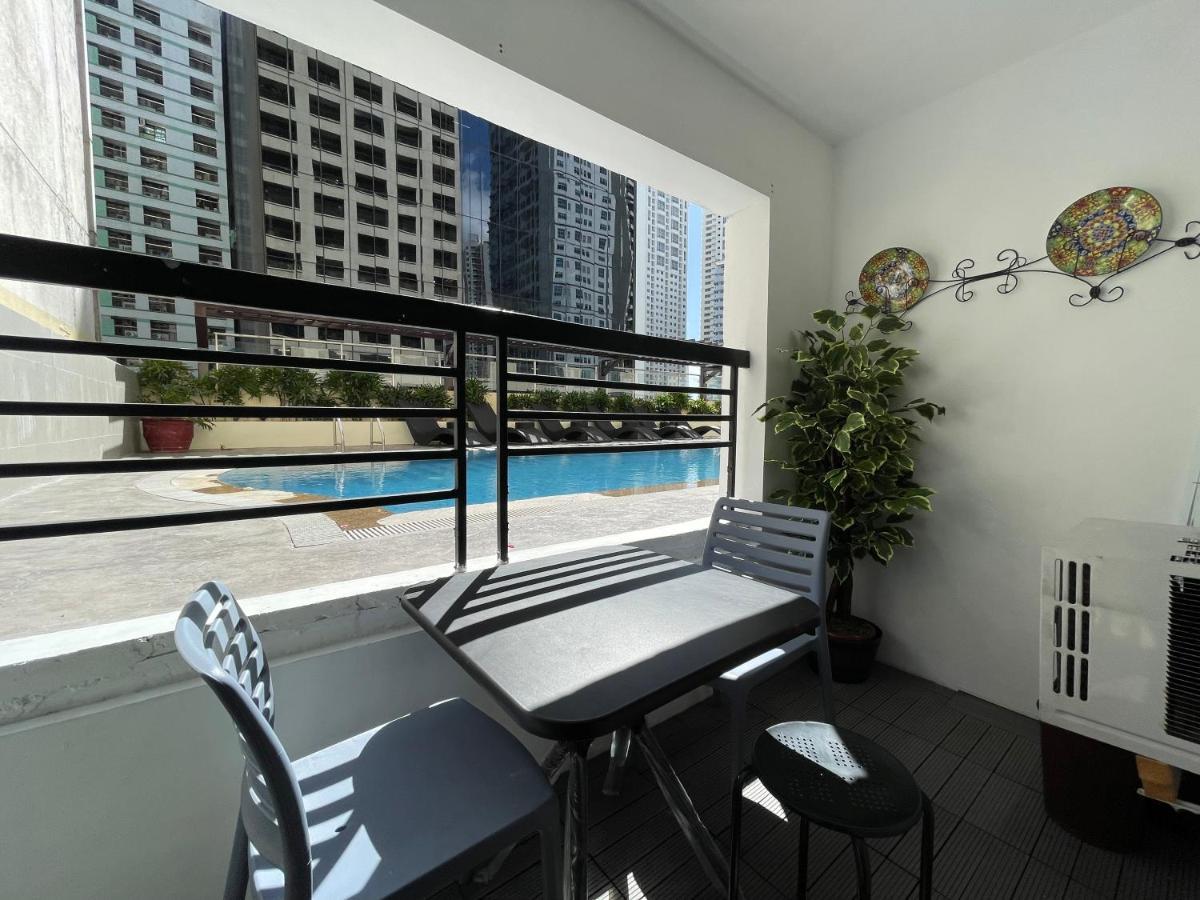 Poolside Family Room Greenbelt Makati Makati City Екстер'єр фото